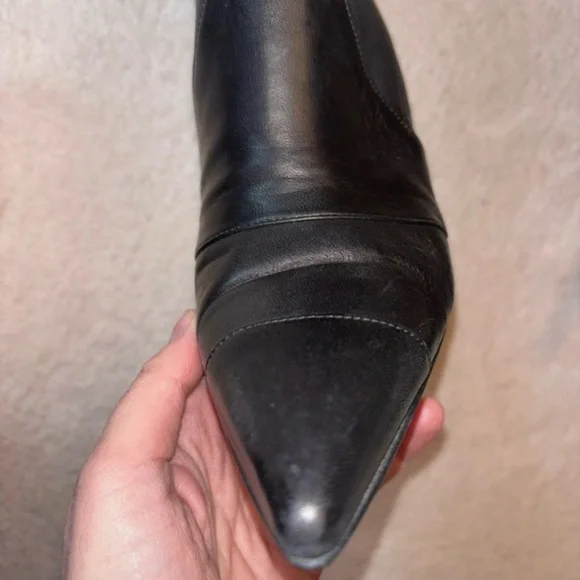 Chanel Iconic Over-the-Knee Boots 2005– As Seen in The Devil Wears Prada - Picture 7 of 11